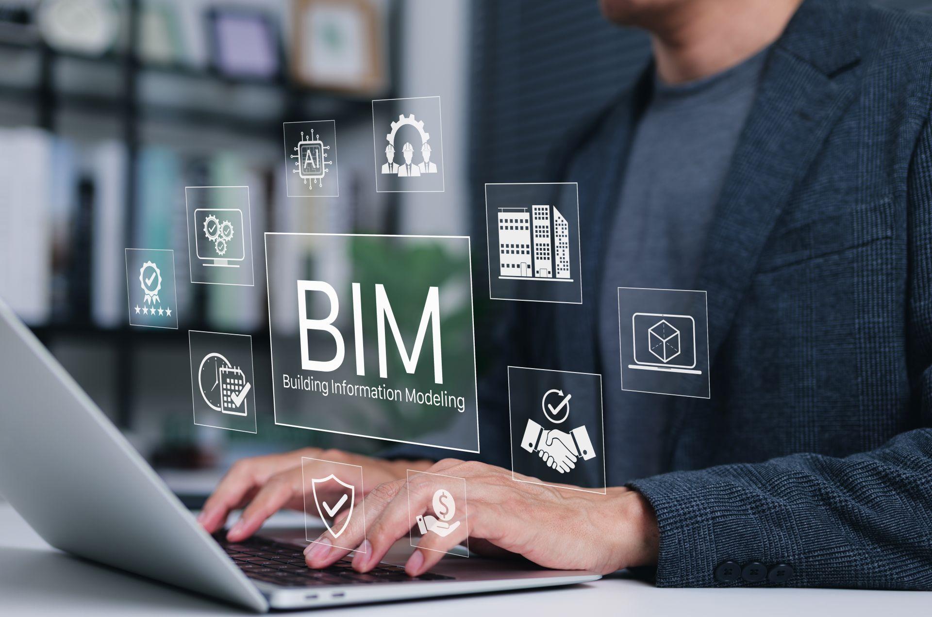 Mann arbeitet an Laptop mit digitalen BIM-Icons – moderne Softwarelösungen für die technische Gebäudeausrüstung